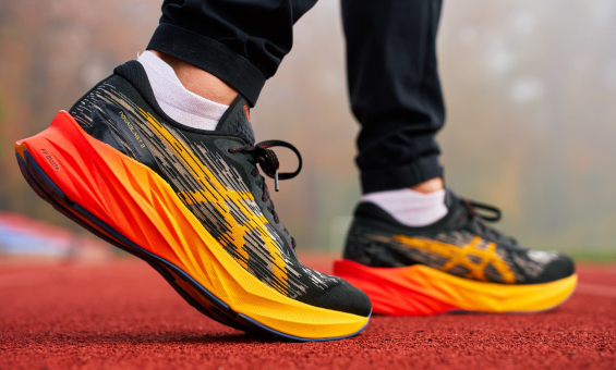 러닝 트랙 위의 브랜드 전쟁